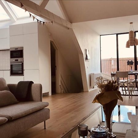 Lichtrijke Loft Bij Restaurant Den Olifant Lägenhet Ieper Exteriör bild