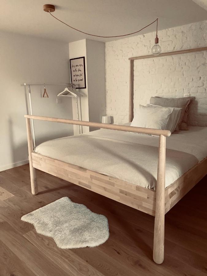 Lichtrijke Loft Bij Restaurant Den Olifant Lägenhet Ieper Exteriör bild