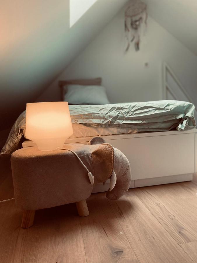 Lichtrijke Loft Bij Restaurant Den Olifant Lägenhet Ieper Exteriör bild