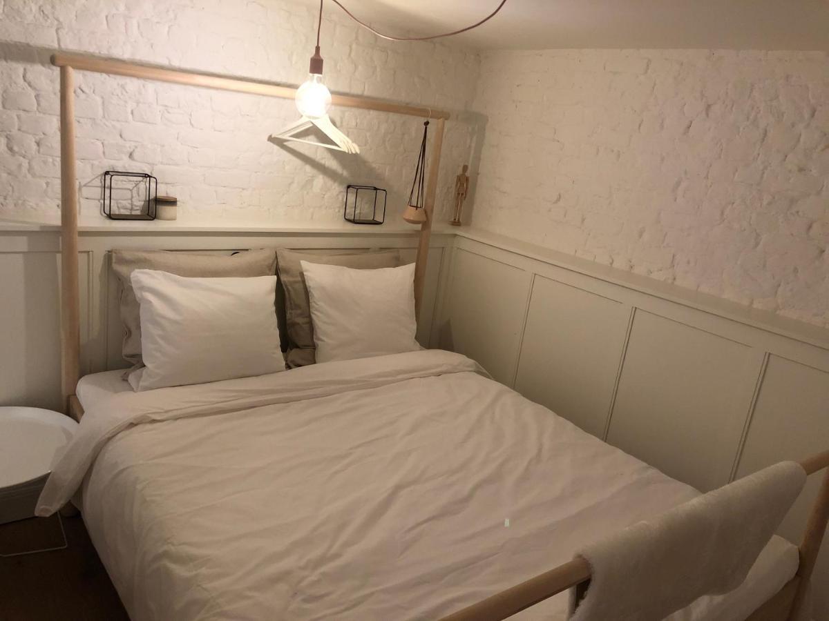 Lichtrijke Loft Bij Restaurant Den Olifant Lägenhet Ieper Exteriör bild