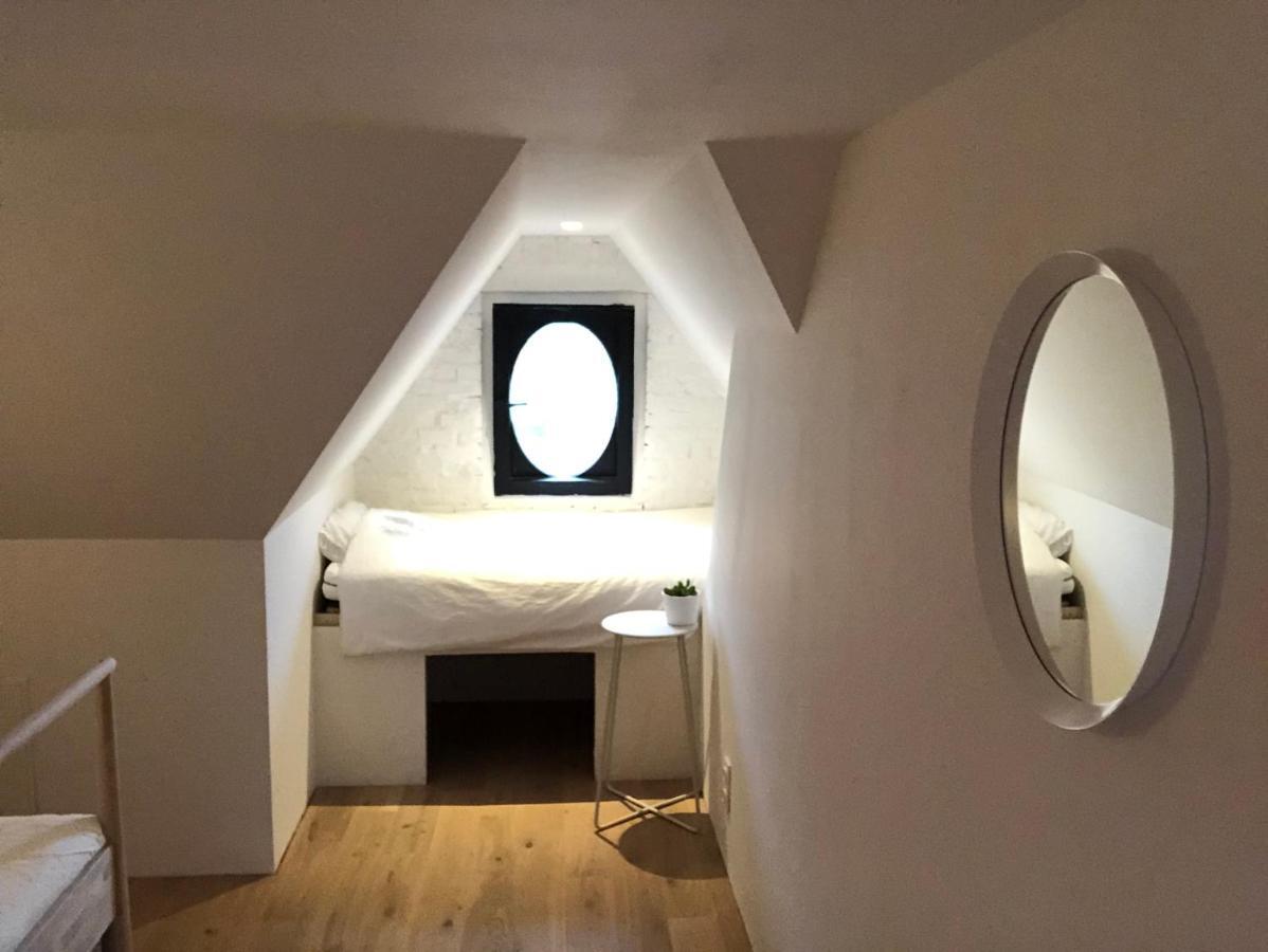 Lichtrijke Loft Bij Restaurant Den Olifant Lägenhet Ieper Exteriör bild