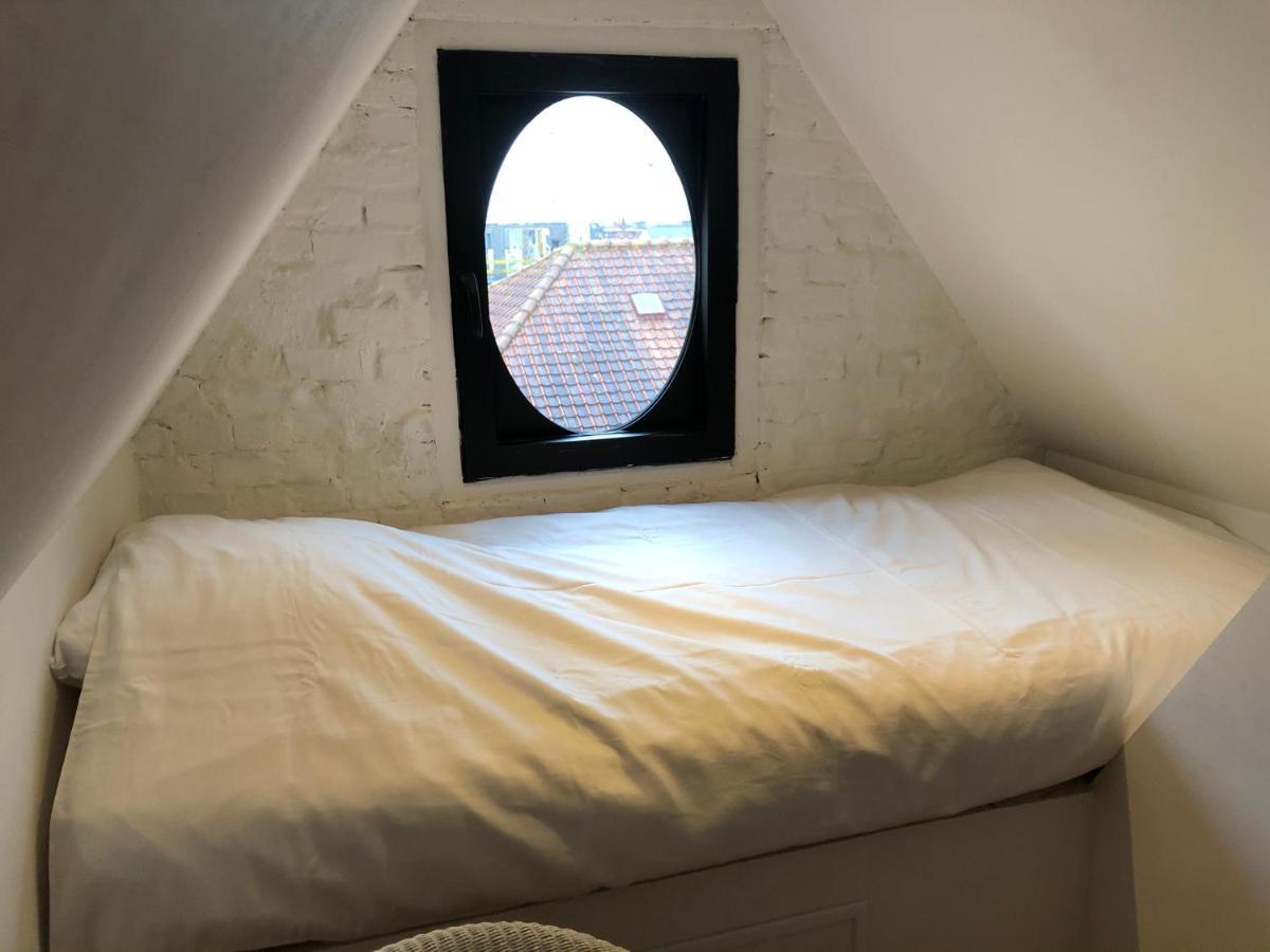 Lichtrijke Loft Bij Restaurant Den Olifant Lägenhet Ieper Exteriör bild