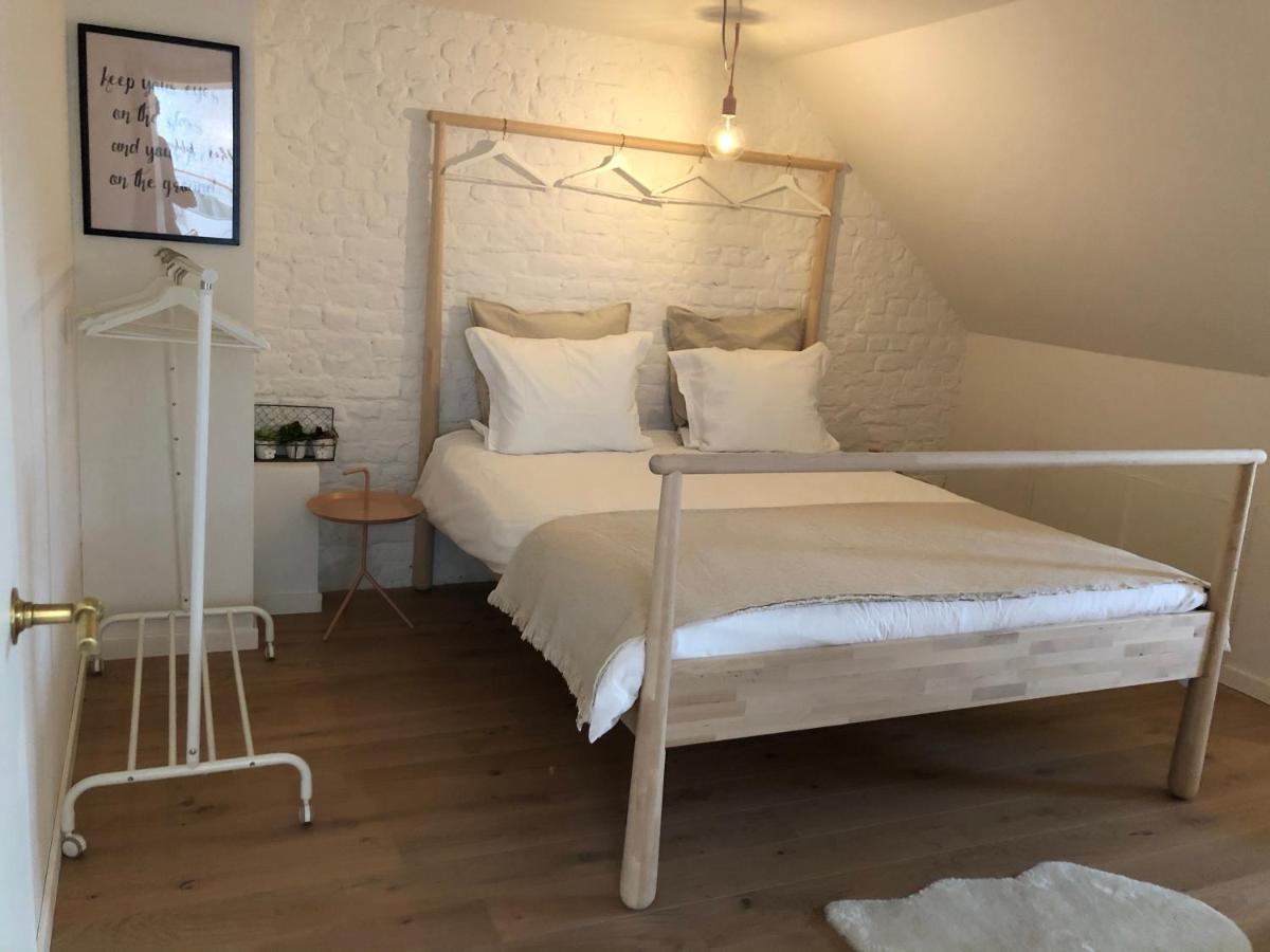 Lichtrijke Loft Bij Restaurant Den Olifant Lägenhet Ieper Exteriör bild